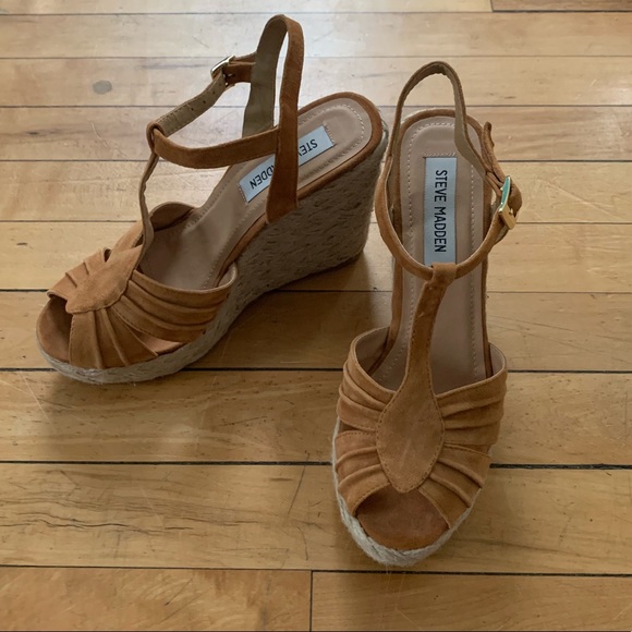 Steve Madden Shoes - Steve Madden Wedge